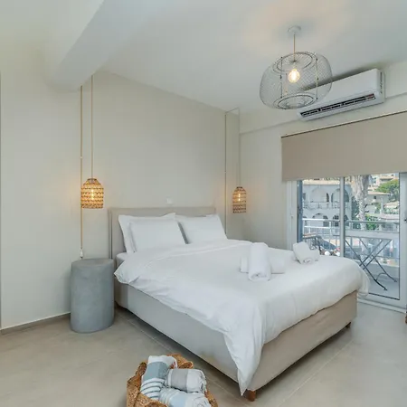 Seaside Luxury * Nikiana