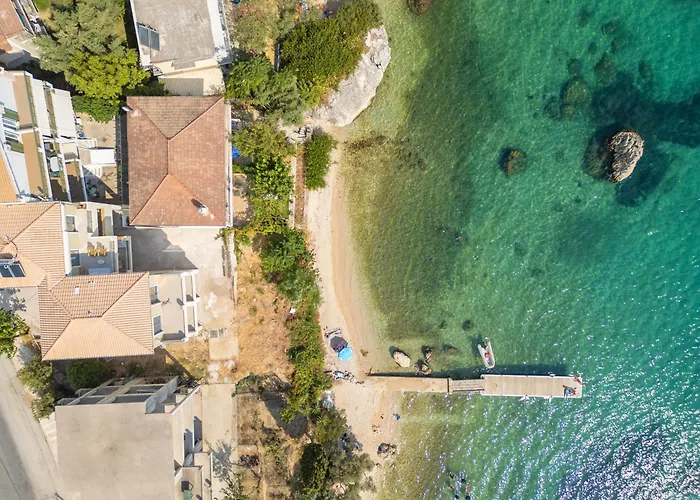 Apartment Seaside Luxury Nikiana