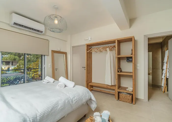 Apartment Seaside Luxury Nikiana