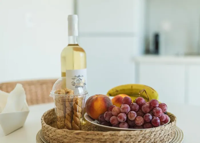 Seaside Luxury Apartment Nikiana